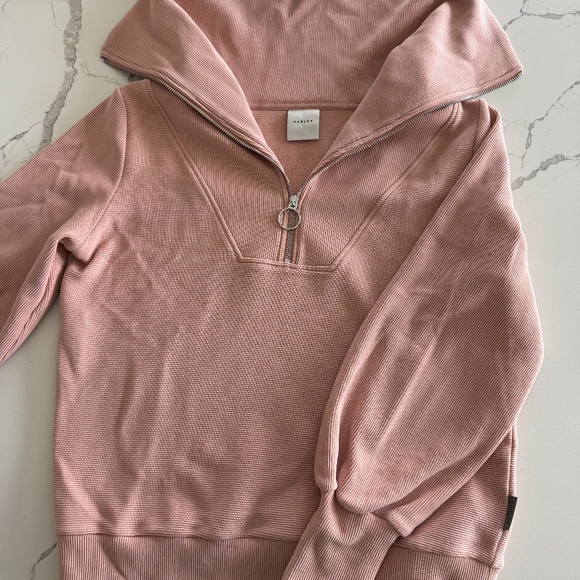 Varley Vine Half Zip - Picture 6 of 6